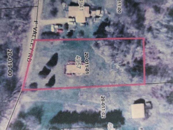 4957 Valley Road E, Mt Pleasant, MI 48858