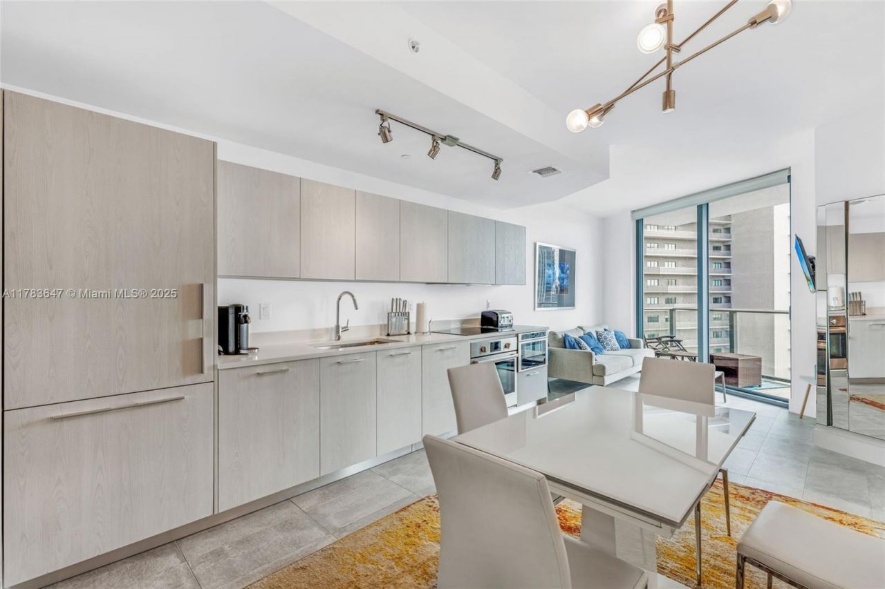 501 NE 31 St, Unit 3307, Miami, FL 33137 Photo