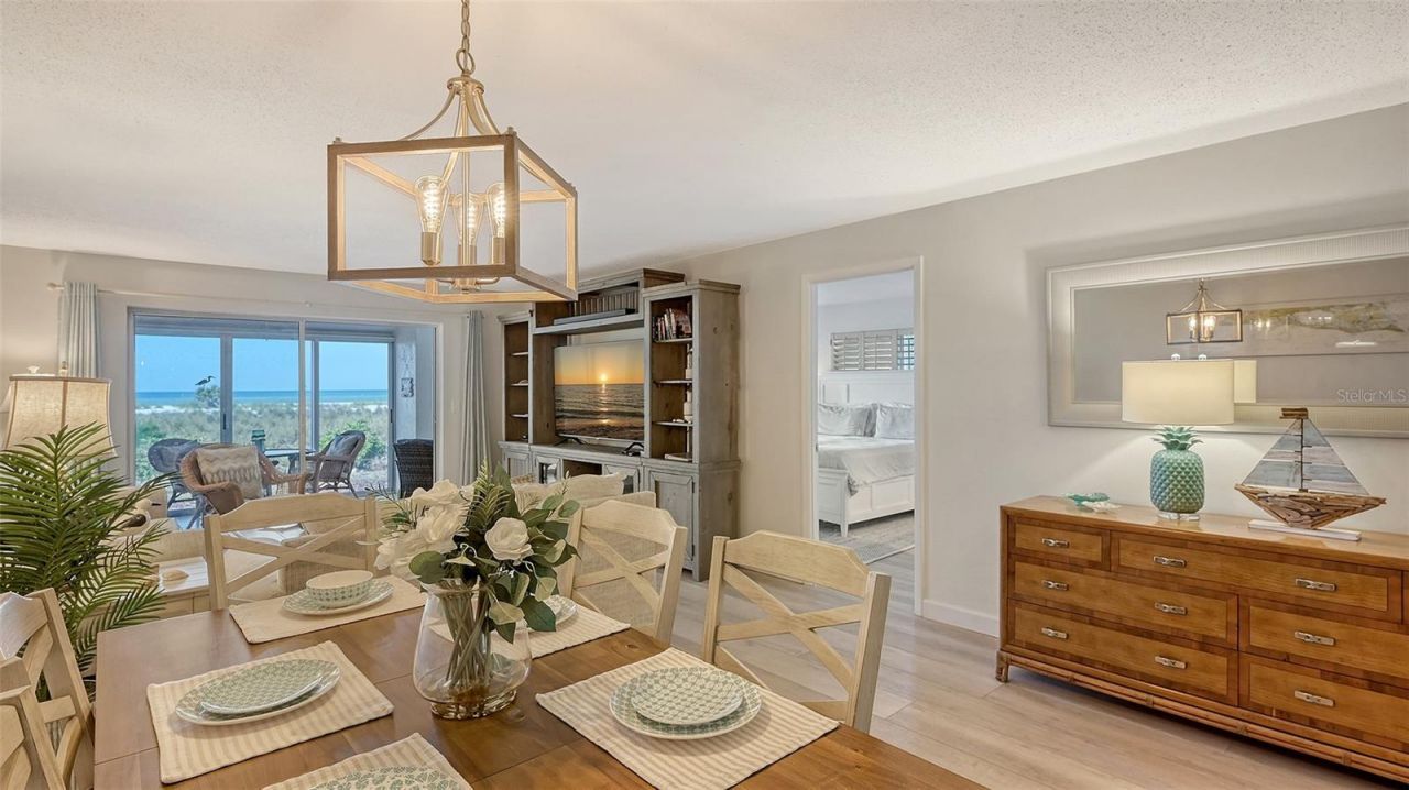 6951 Gulf Of Mexico Drive, Unit 14, Longboat Key, FL 34228 Photo