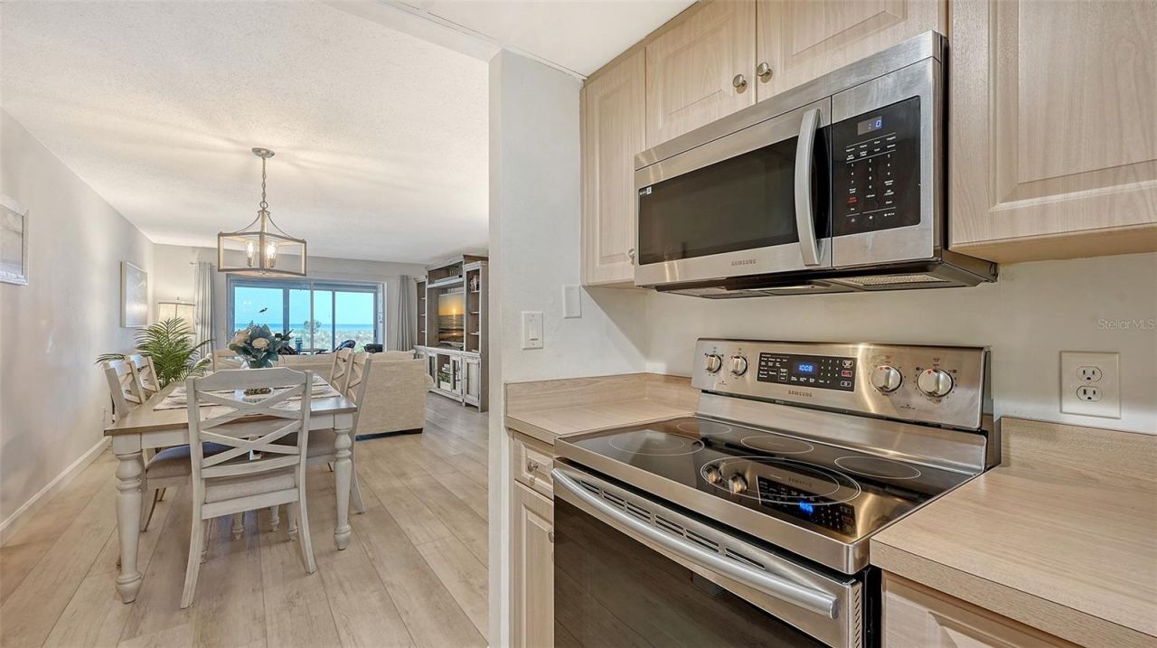 6951 Gulf Of Mexico Drive, Unit 14, Longboat Key, FL 34228 Photo