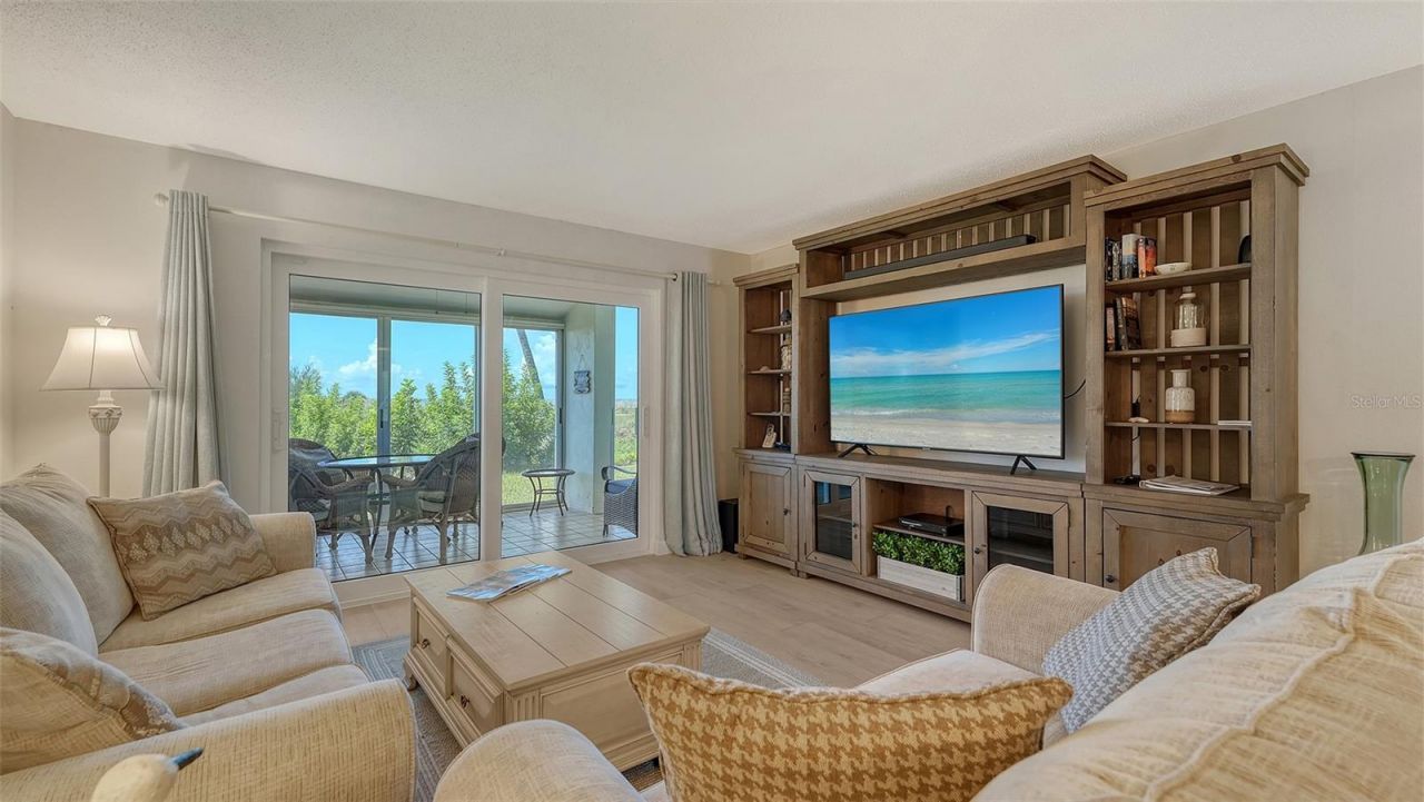 6951 Gulf Of Mexico Drive, Unit 14, Longboat Key, FL 34228 Photo