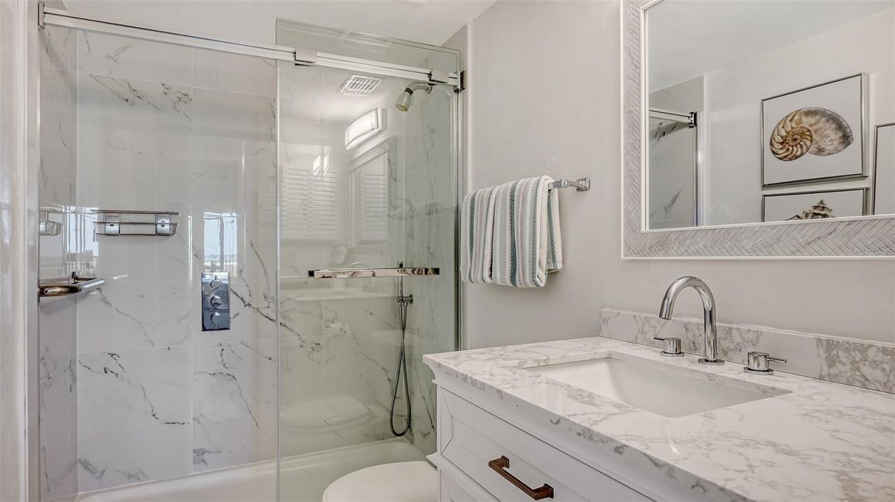 6951 Gulf Of Mexico Drive, Unit 14, Longboat Key, FL 34228 Photo