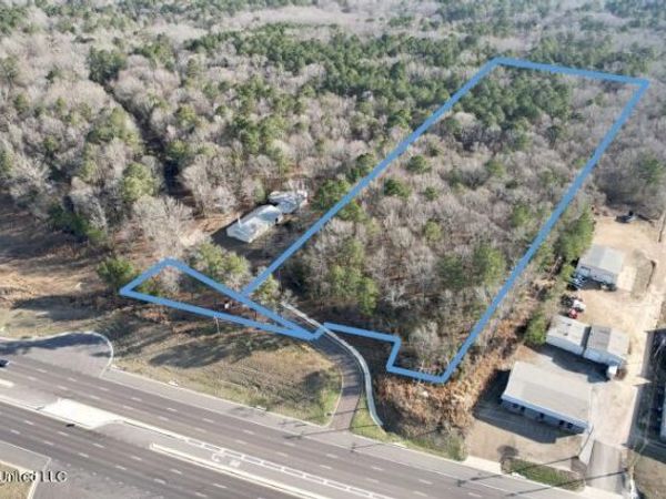 Florence Drive, Florence, MS 39073