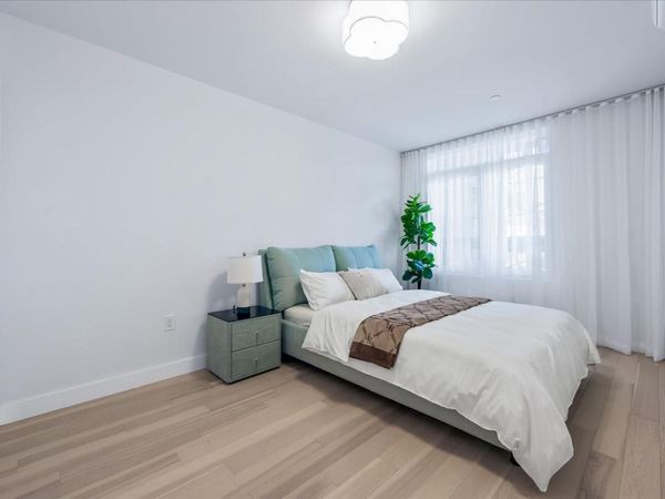 26-01 4th Street, Unit 7C, Astoria, NY 11102