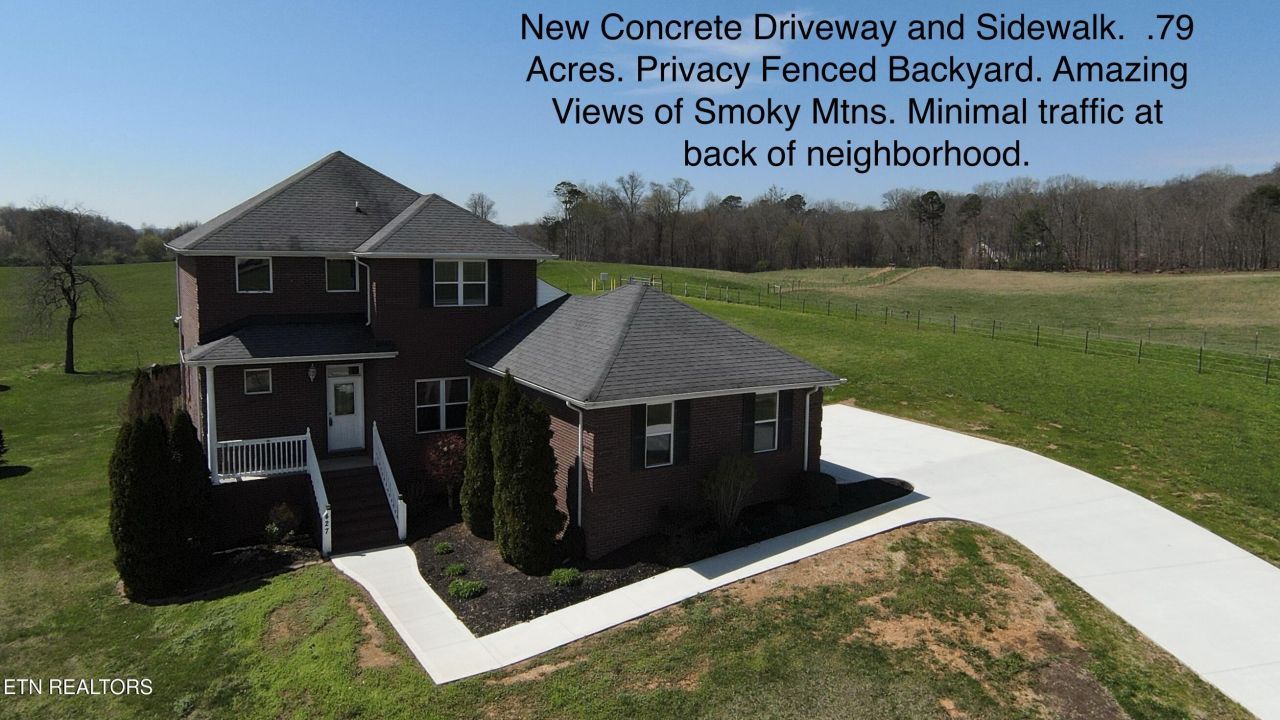 427 Montana Court, Seymour, TN 37865 Main Photo