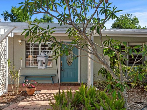 7860 HOLIDAY DRIVE, SARASOTA, FL 34231