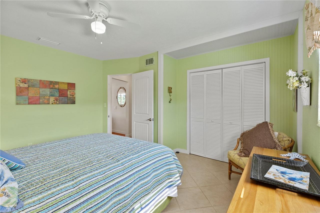 7860 Holiday Drive, Sarasota, FL 34231 Photo