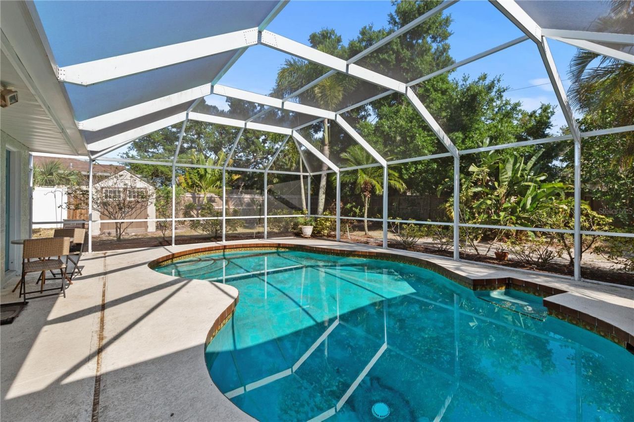 7860 Holiday Drive, Sarasota, FL 34231 Photo