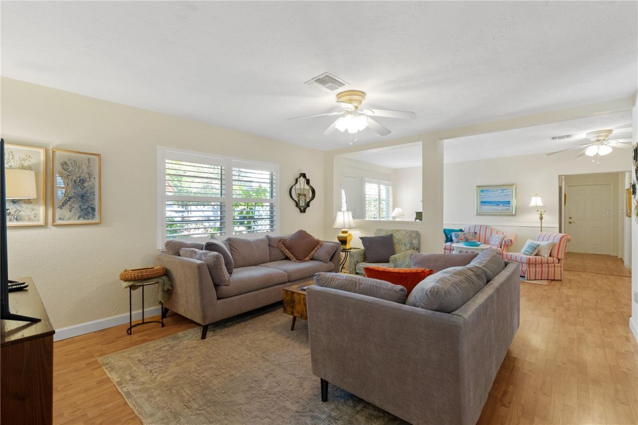 7860 Holiday Drive, Sarasota, FL 34231 Photo