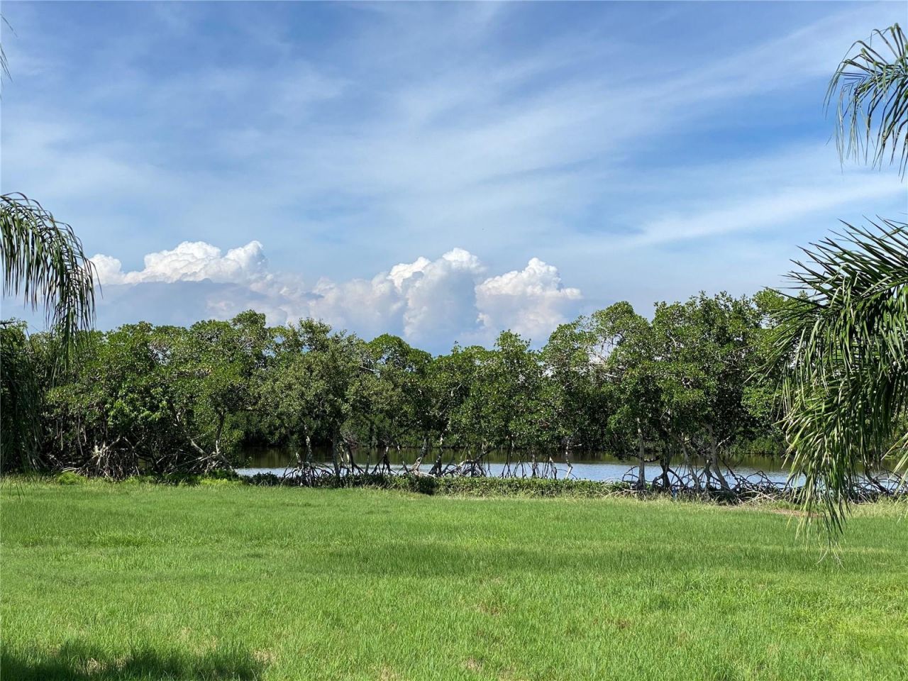 285 Horseshoe Loop Road, Terra Ceia, FL 34250 Photo