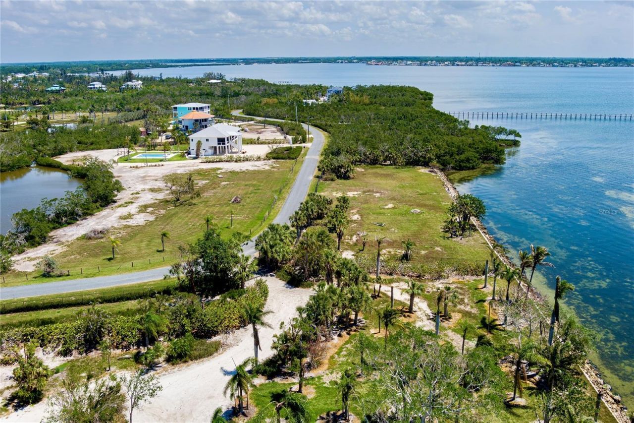 285 Horseshoe Loop Road, Terra Ceia, FL 34250 Photo