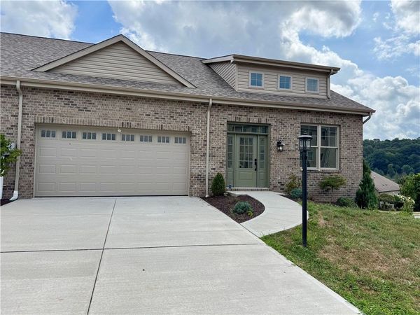 1124 Bayberry Dr, Canonsburg, PA 15317