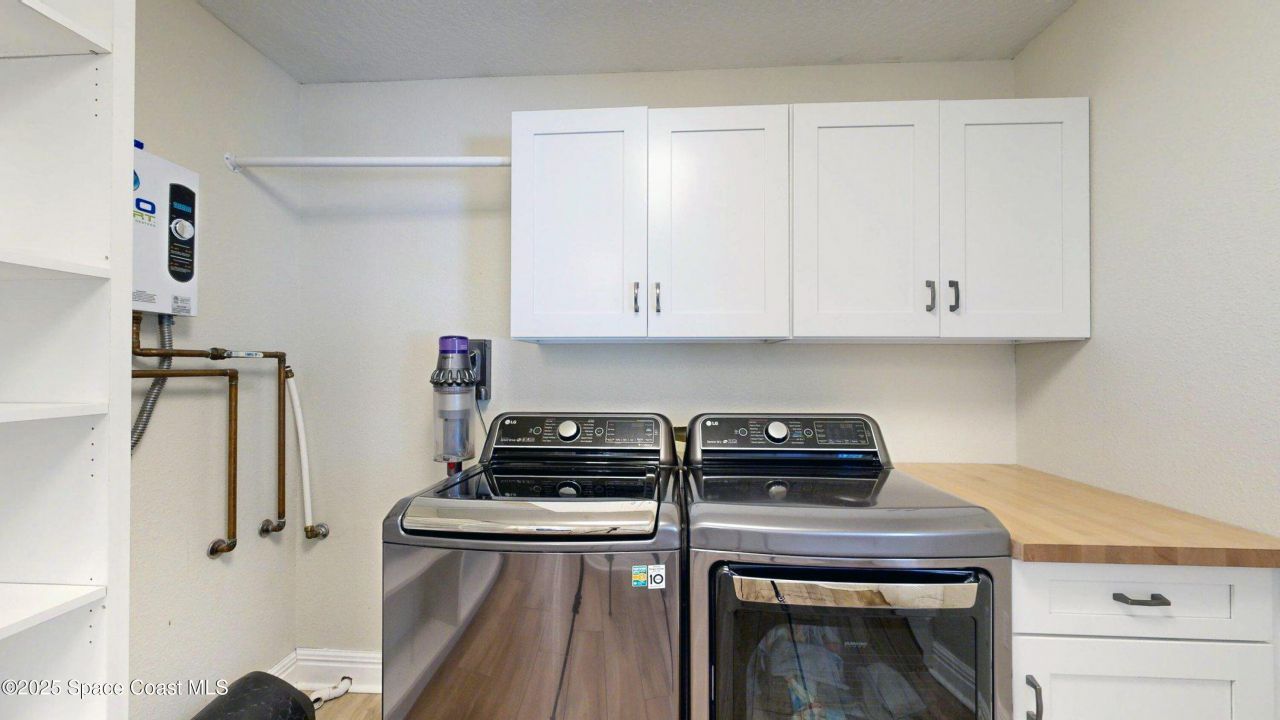 5670 Bob White Trail, Mims, FL 32754 Photo