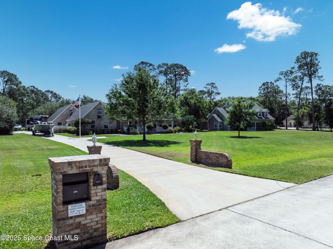 5670 Bob White Trail, Mims, FL 32754 Photo