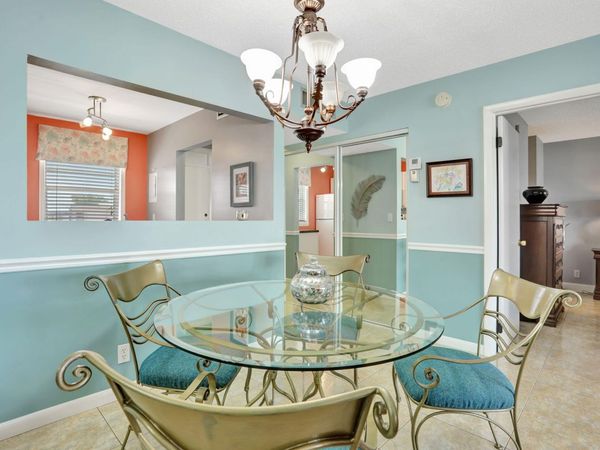 3051 NW 46th Avenue, Unit 406, Lauderdale Lakes, FL 33313