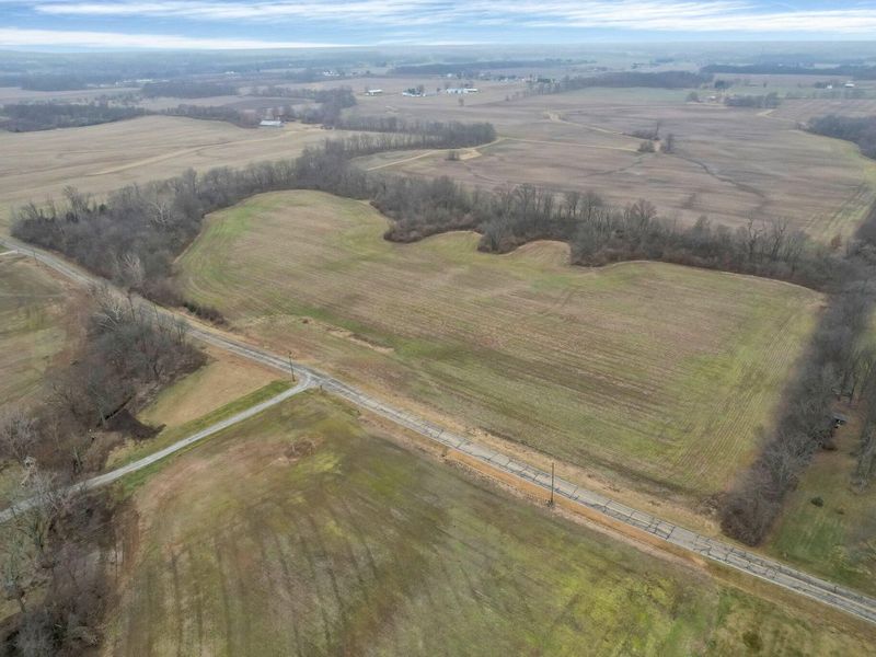 8718 OH-752, Ashville, OH 43103 Photo 34