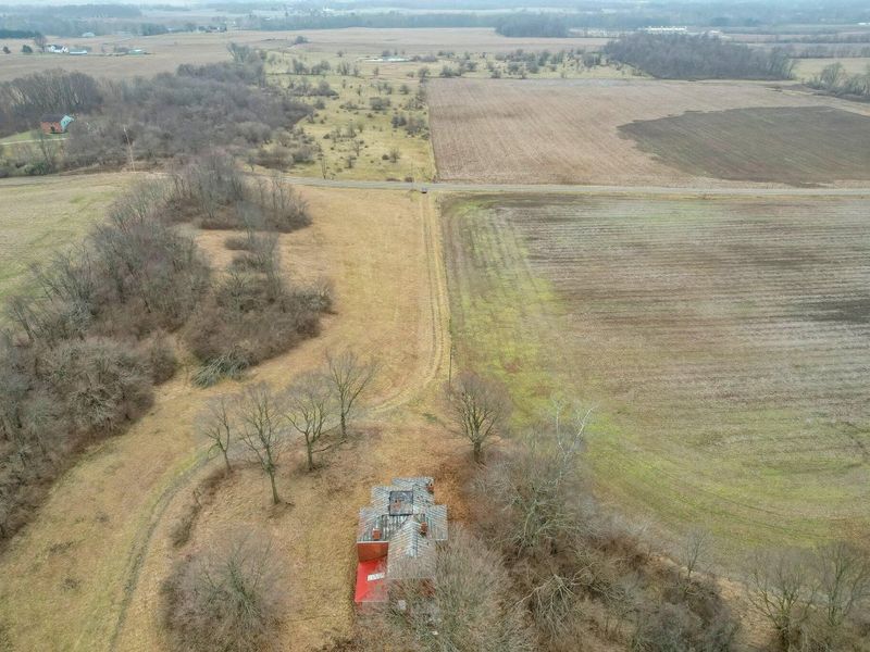 8718 OH-752, Ashville, OH 43103 Photo 37