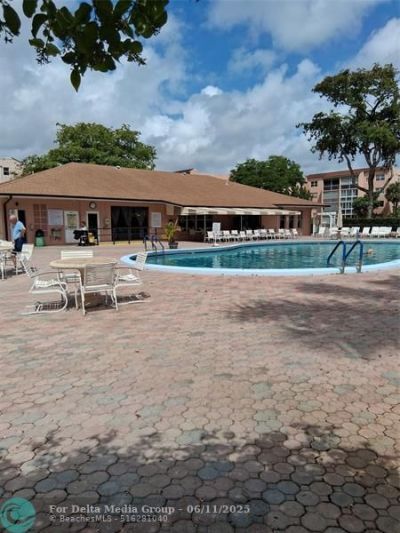 2861 Somerset Drive, Unit 317, Lauderdale Lakes, FL 33311 Photo