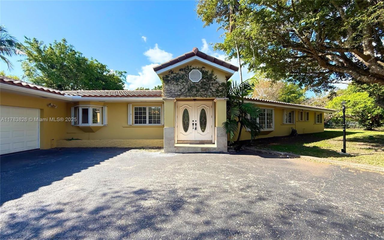 6282 SW 133rd St, Unit ., Pinecrest, FL 33156 Photo