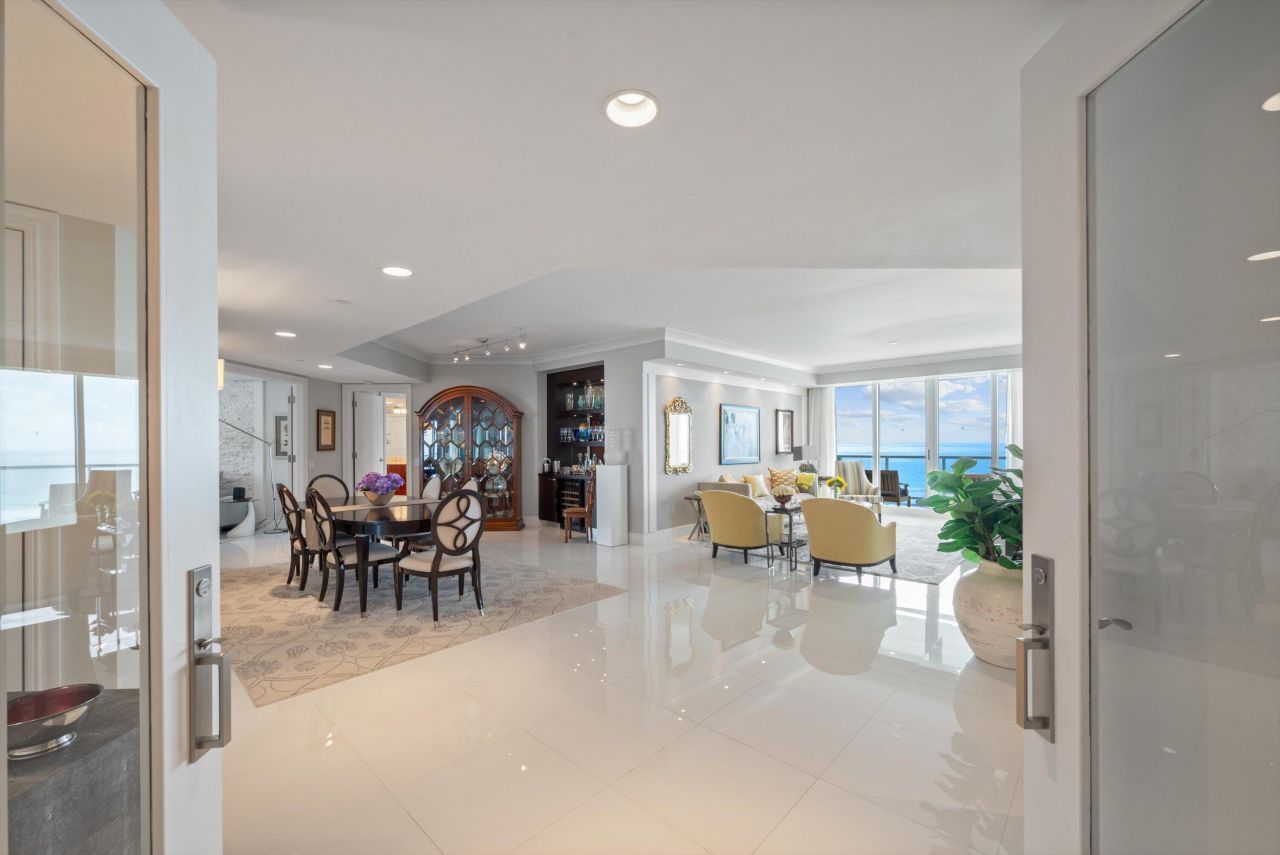 2700 N Ocean Drive, Unit 1401b, Singer Island, FL 33404 Photo