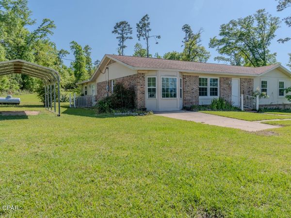 4873 Donna Drive, Marianna, FL 32446