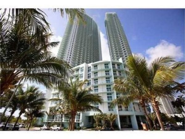 1900 N Bayshore Dr, Unit 2404, Miami, FL 33132