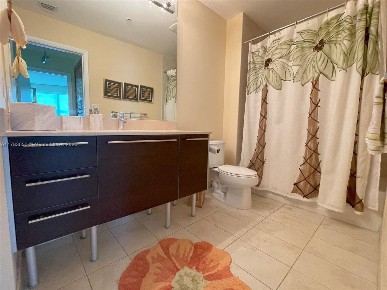 1900 N Bayshore Dr, Unit 2404, Miami, FL 33132 Photo