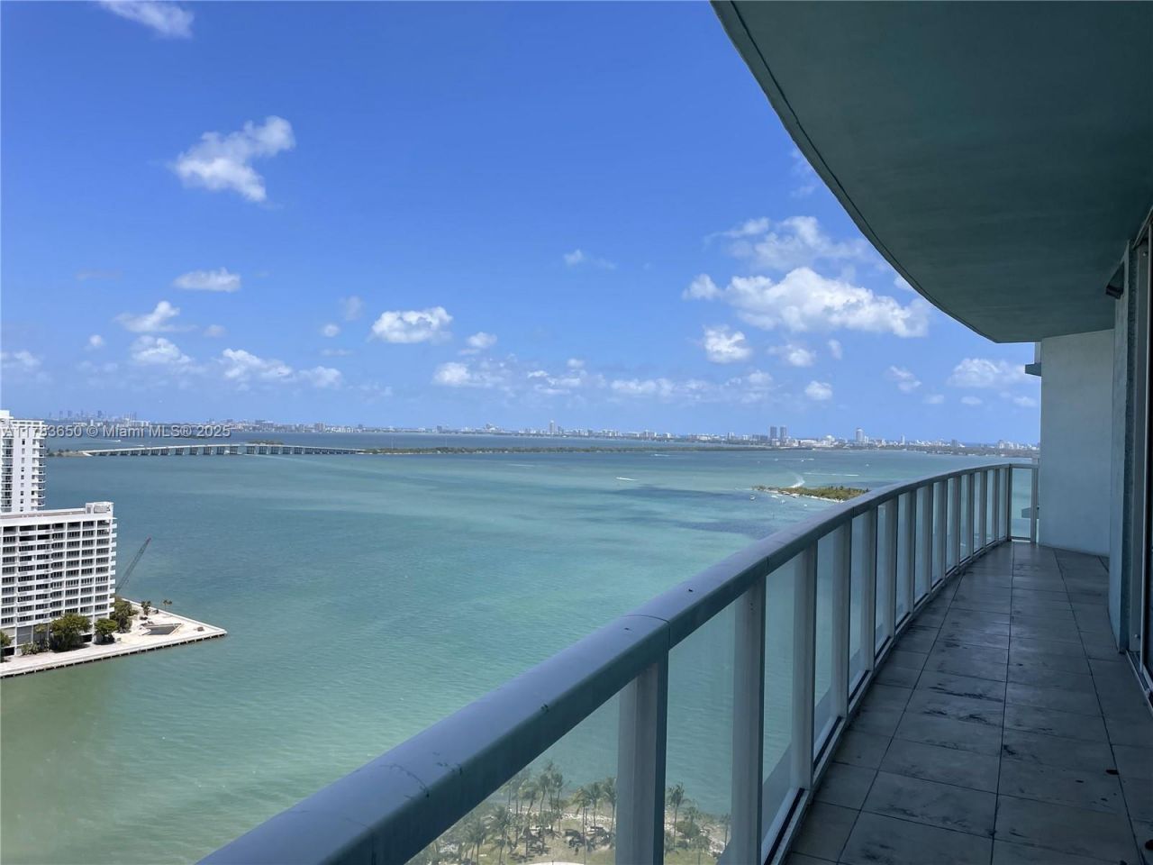 1900 N Bayshore Dr, Unit 2404, Miami, FL 33132 Photo