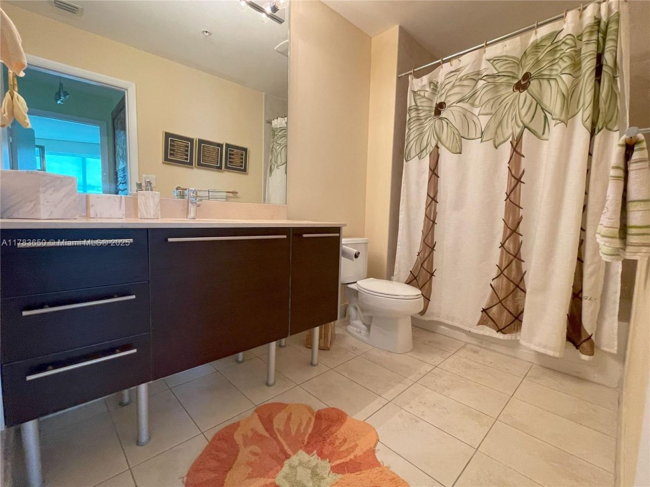 1900 N Bayshore Dr, Unit 2404, Miami, FL 33132 Photo