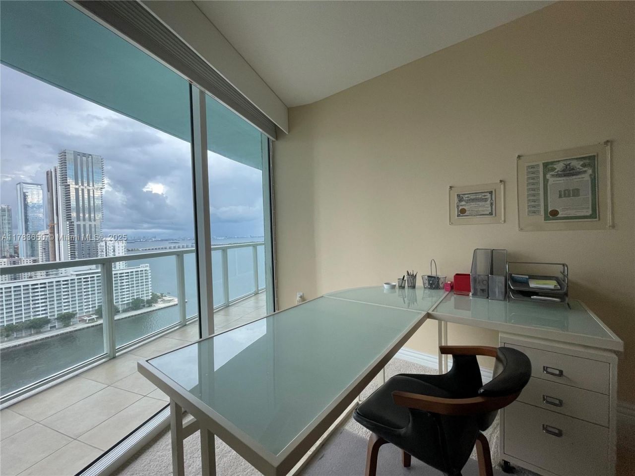 1900 N Bayshore Dr, Unit 2404, Miami, FL 33132 Photo