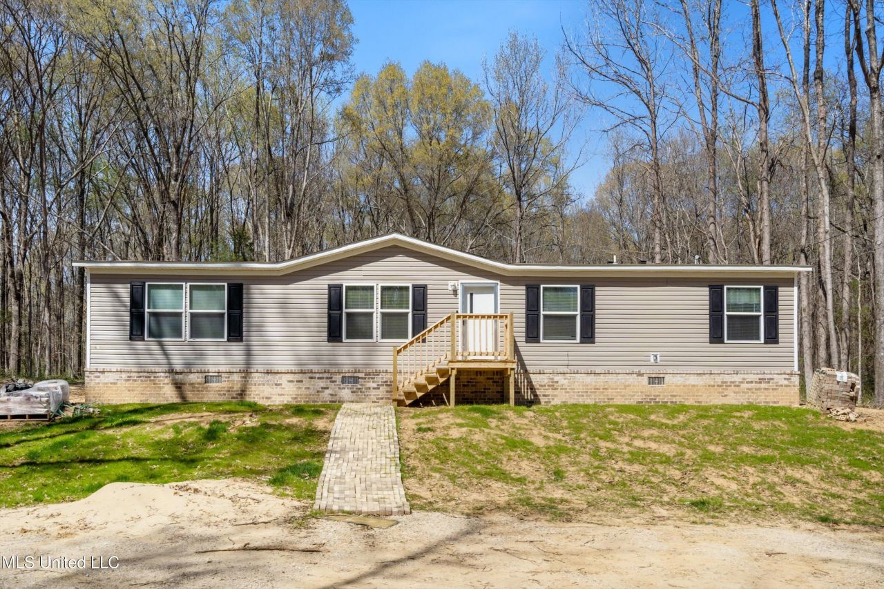 1721 Hidden Valley Road, Coldwater, MS 38618 Main Photo