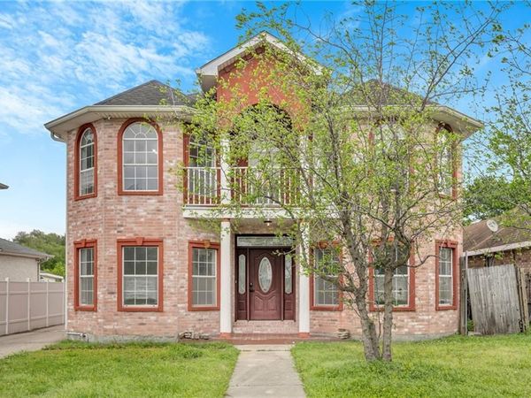 7721 BULLARD Avenue, New Orleans, LA 70128