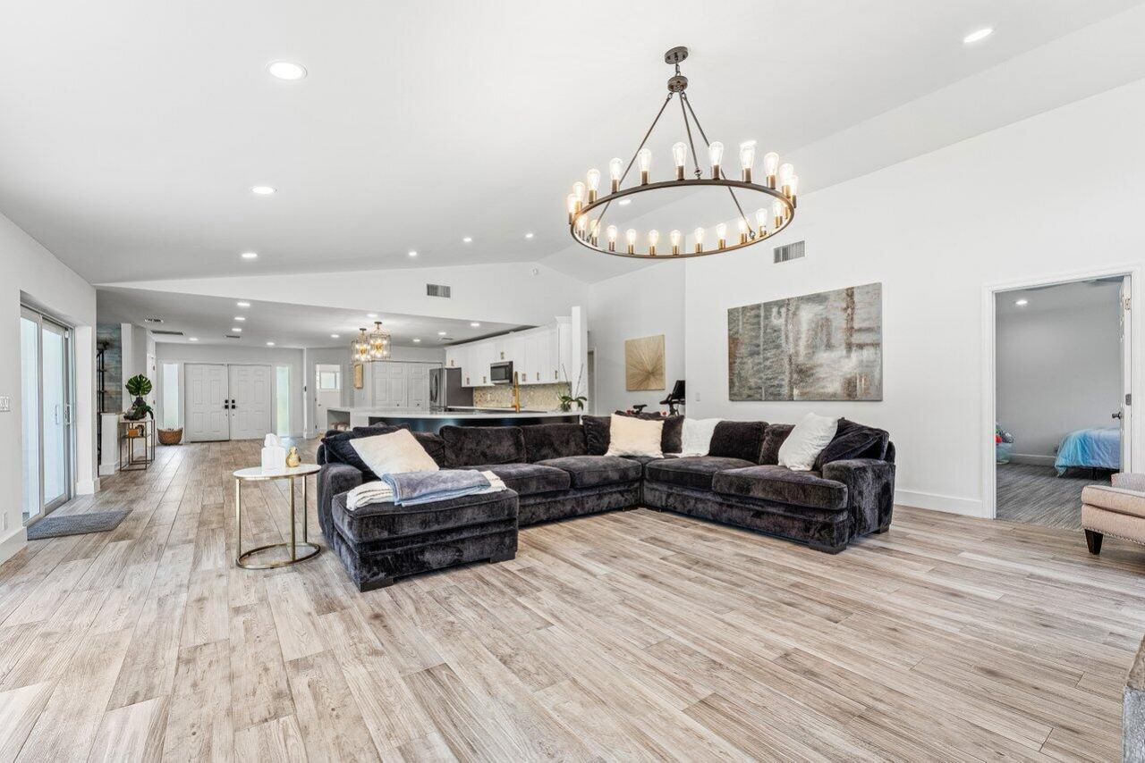 7700 NE Spanish Trail Court, Boca Raton, FL 33487 Photo