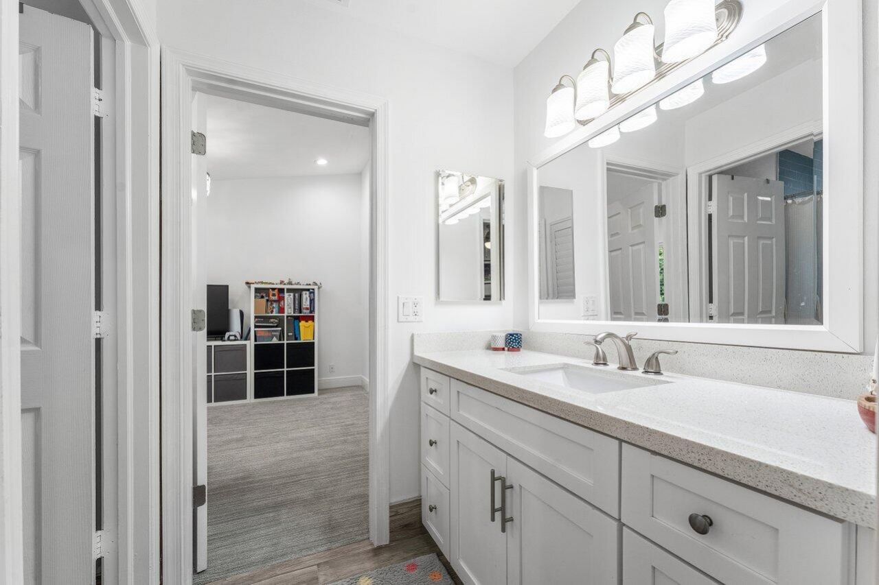 7700 NE Spanish Trail Court, Boca Raton, FL 33487 Photo