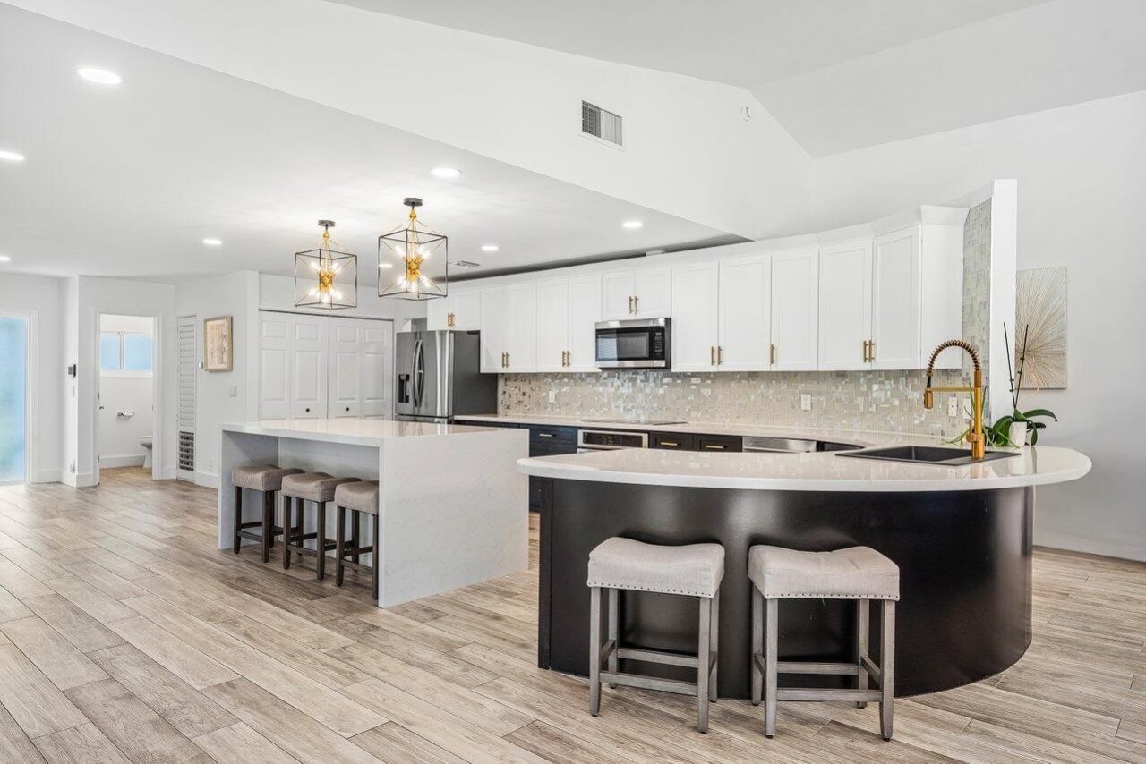 7700 NE Spanish Trail Court, Boca Raton, FL 33487 Photo