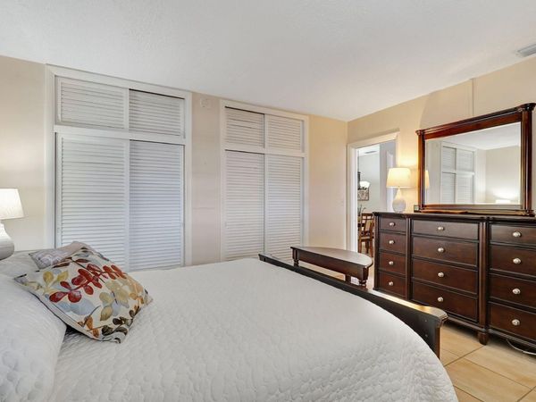 16790 NE 14th Avenue, Unit 310, Miami, FL 33162