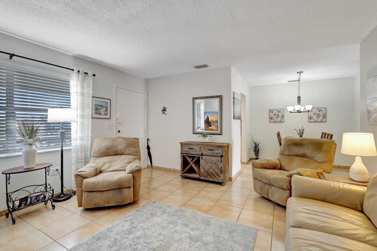 16790 NE 14th Avenue, Unit 310, Miami, FL 33162 Photo