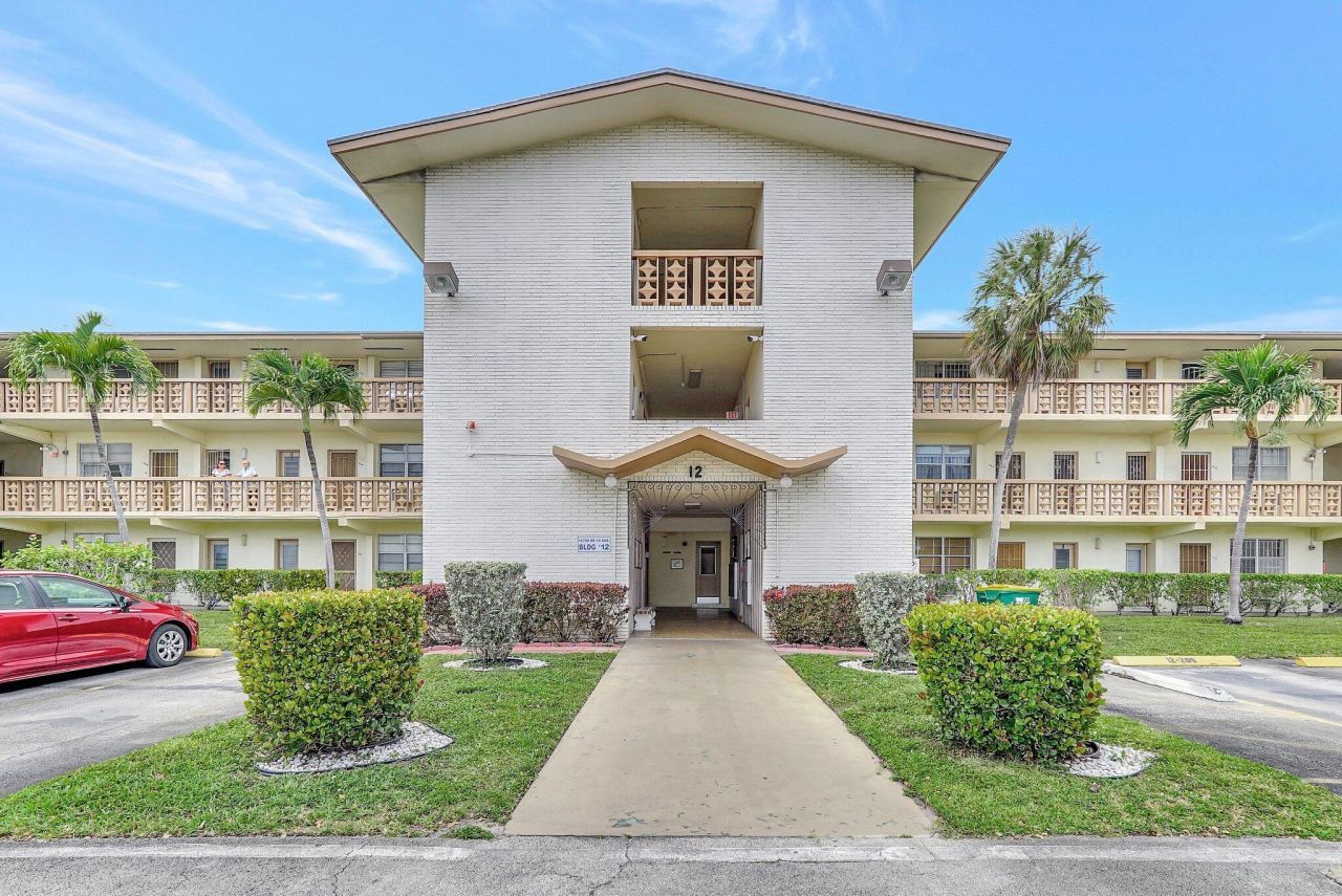 16790 NE 14th Avenue, Unit 310, Miami, FL 33162 Photo
