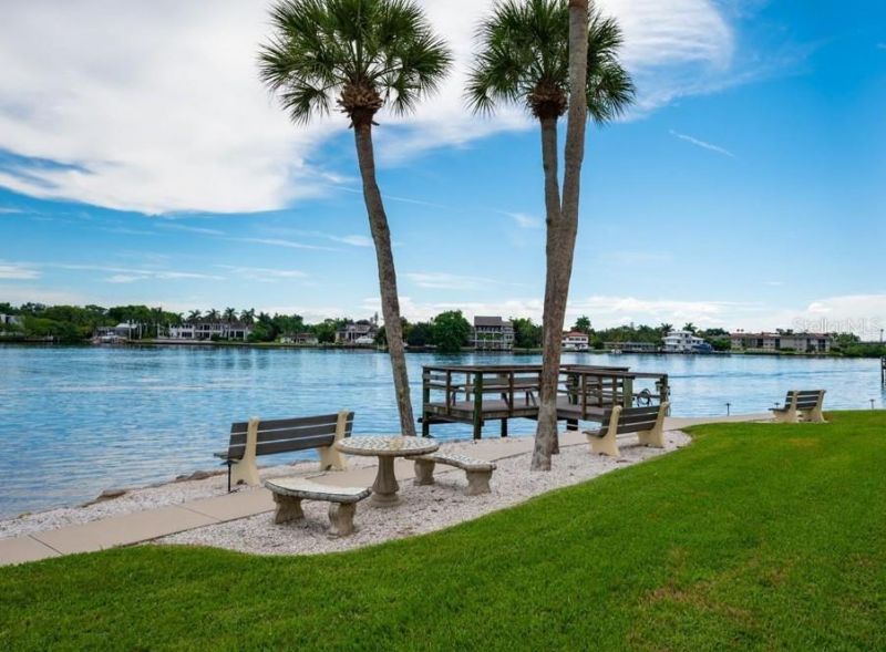 1300 N Portofino Drive, Unit 205, Sarasota, FL 34242 Photo