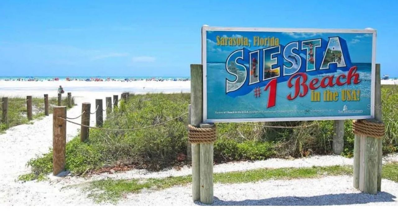 1300 N Portofino Drive, Unit 205, Sarasota, FL 34242 Photo