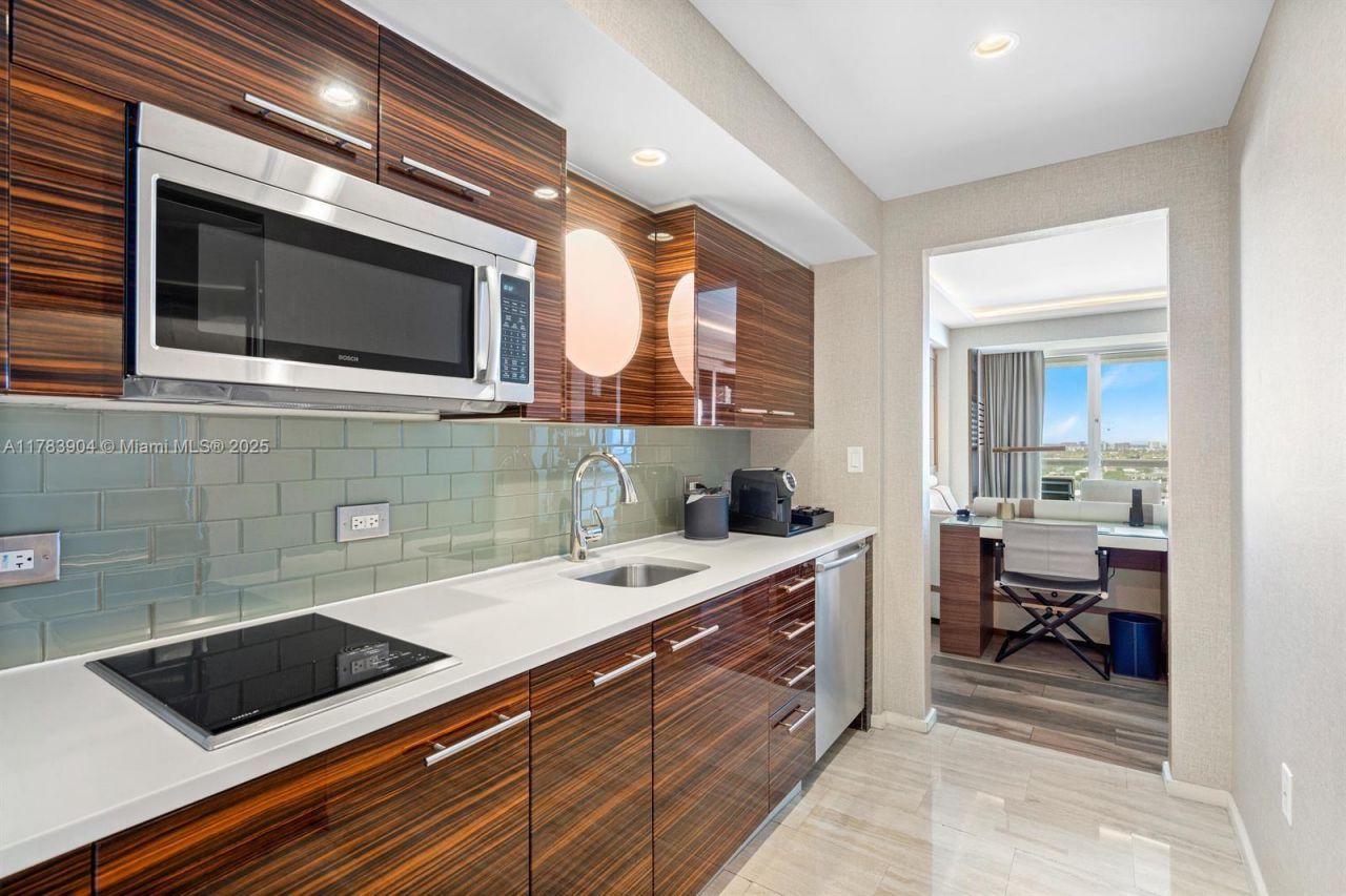 551 N Fort Lauderdale Beach Blvd, Unit H1403, Fort Lauderdale, FL 33304 Photo