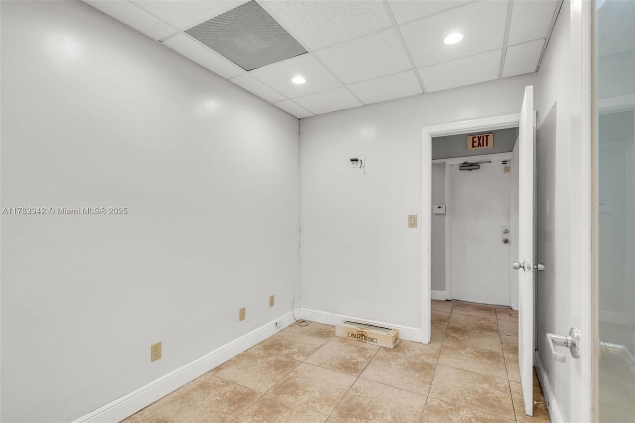 3816 Hollywood Blvd, Unit 2, Hollywood, FL 33021 Photo