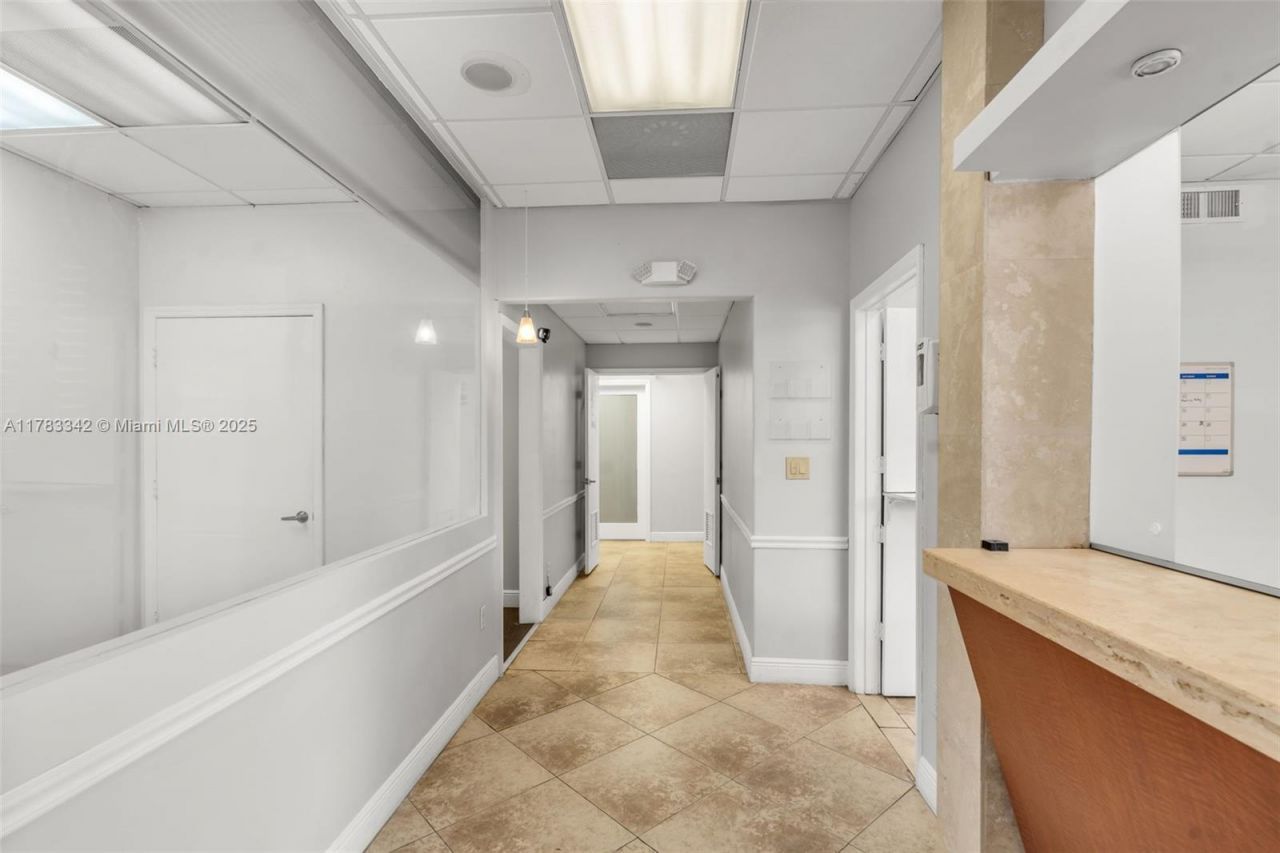 3816 Hollywood Blvd, Unit 2, Hollywood, FL 33021 Photo