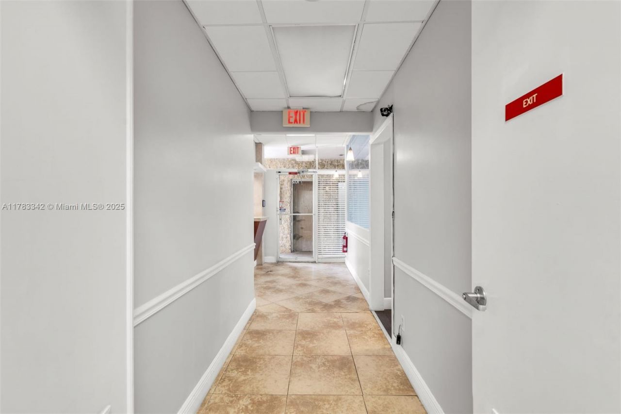 3816 Hollywood Blvd, Unit 2, Hollywood, FL 33021 Photo