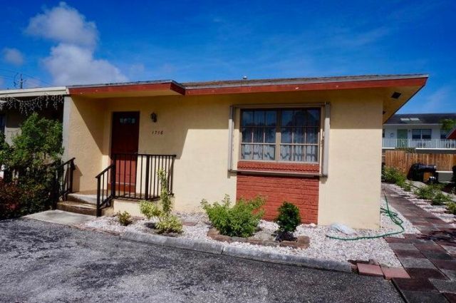 1716 Barton Court, Lake Worth Beach, FL 33460 Photo