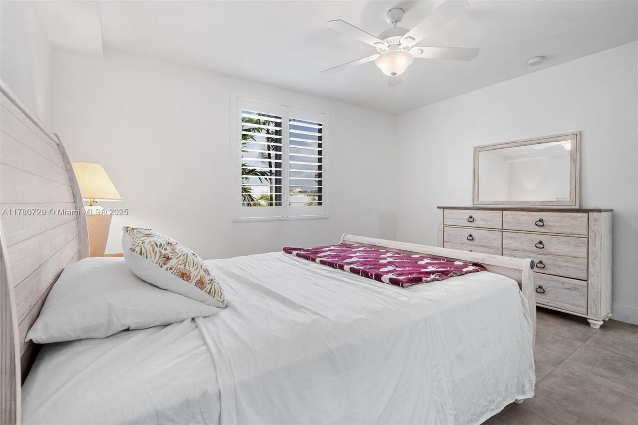 555 E Dania Beach Blvd, Unit 4, Dania Beach, FL 33004 Photo