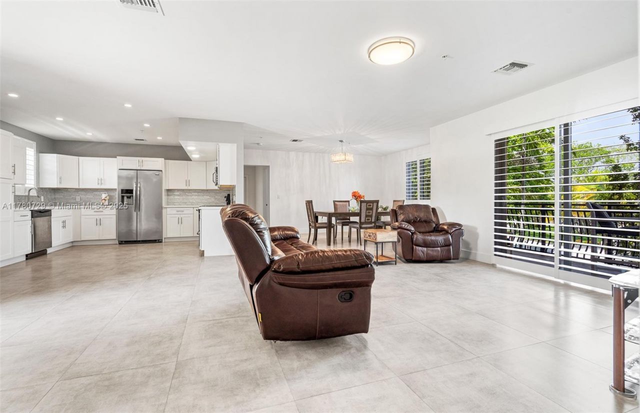 555 E Dania Beach Blvd, Unit 4, Dania Beach, FL 33004 Photo