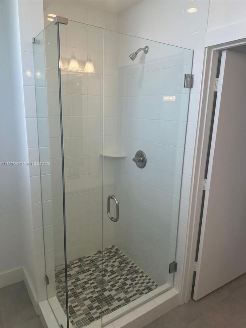 555 E Dania Beach Blvd, Unit 4, Dania Beach, FL 33004 Photo