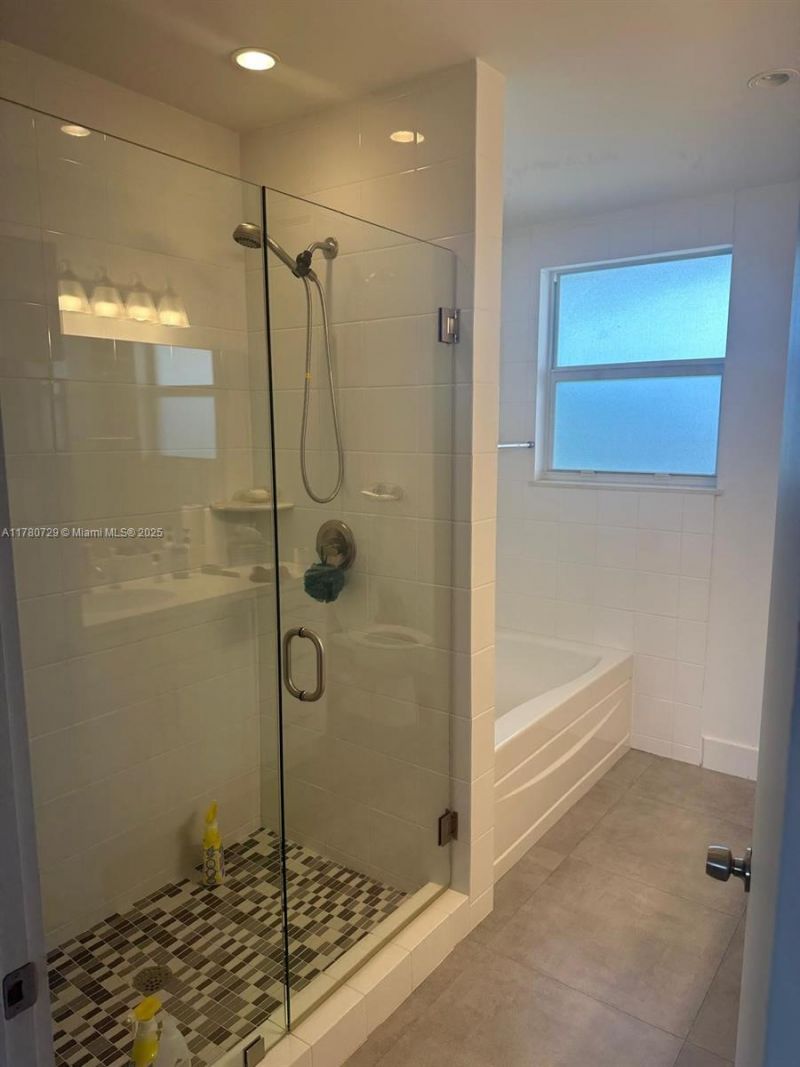 555 E Dania Beach Blvd, Unit 4, Dania Beach, FL 33004 Photo