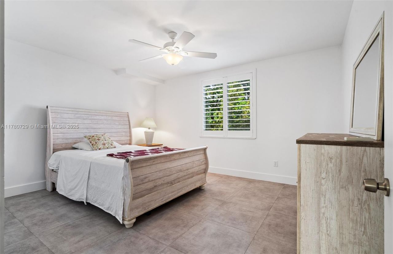 555 E Dania Beach Blvd, Unit 4, Dania Beach, FL 33004 Photo